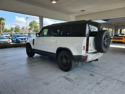 Fuji White 2021 Land Rover Defender 110 SE