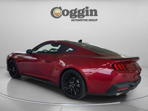 Molten Magenta Metallic Tinted Clearcoat 2026 Ford Mustang EcoBoost