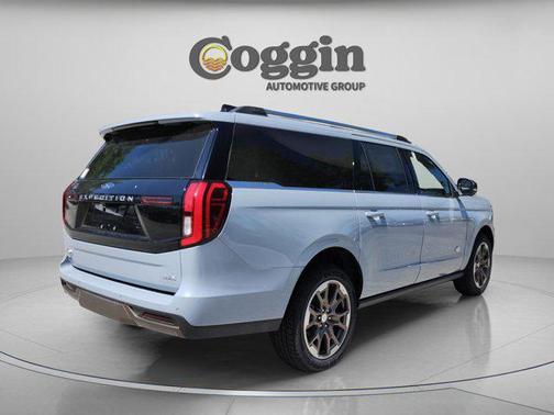 Glacier Gray Metallic Tri-Coat 2026 Ford Expedition Max King Ranch