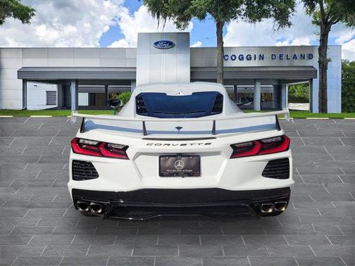 2025 Chevrolet Corvette Stingray w/2LT