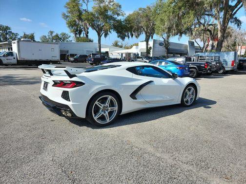2025 Chevrolet Corvette Stingray w/2LT