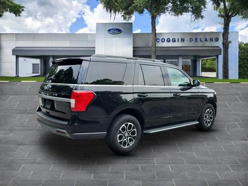2022 Ford Expedition XLT