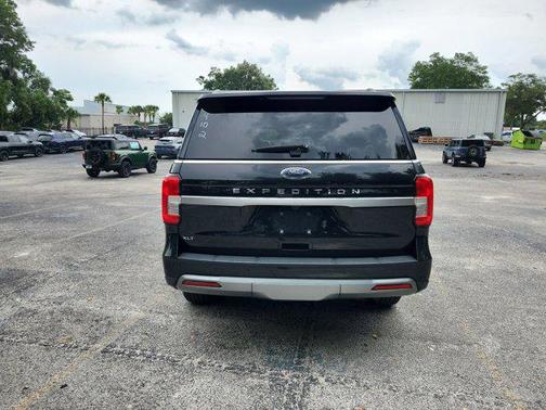 2022 Ford Expedition XLT
