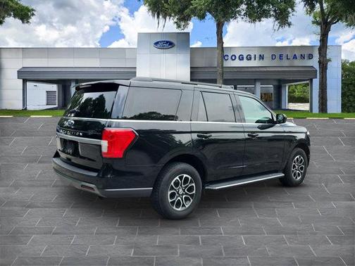 2022 Ford Expedition XLT
