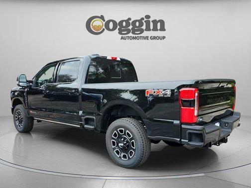 Agate Black Metallic 2026 Ford F-250 Platinum