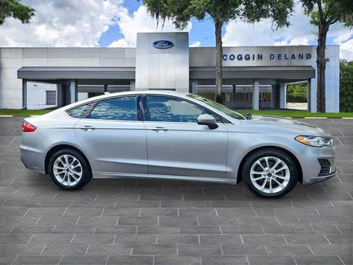 2020 Ford Fusion Hybrid SE