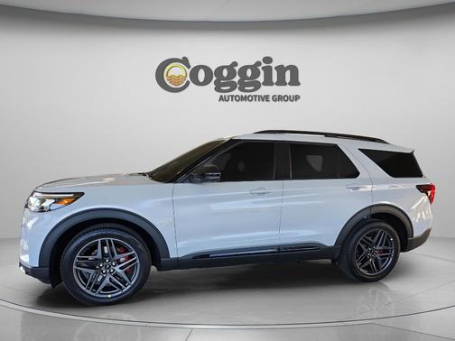 Space White Metallic 2026 Ford Explorer ST