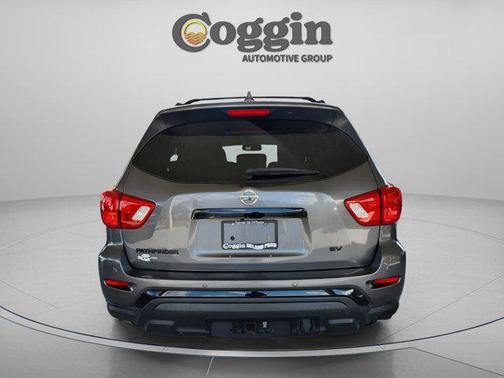 2019 Nissan Pathfinder SV