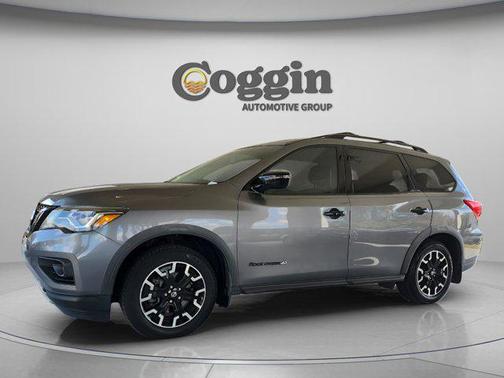 2019 Nissan Pathfinder SV