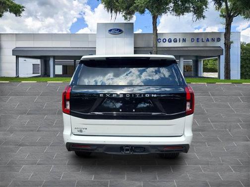 2025 Ford Expedition Active