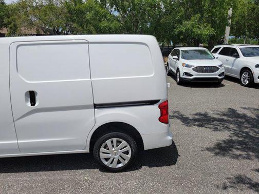 2019 Nissan NV200 SV