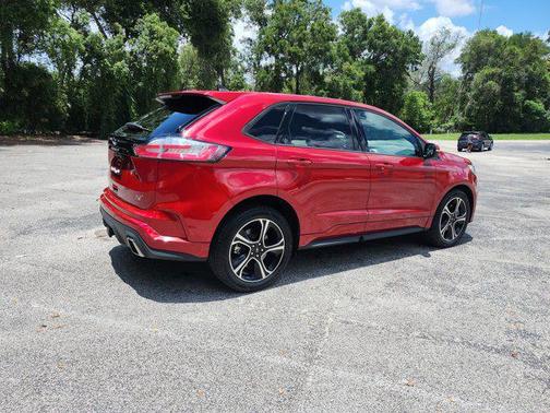 2021 Ford Edge ST
