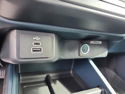 Oxford White 2026 Ford Maverick XL