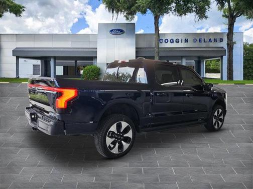 2025 Ford F-150 Lightning Platinum