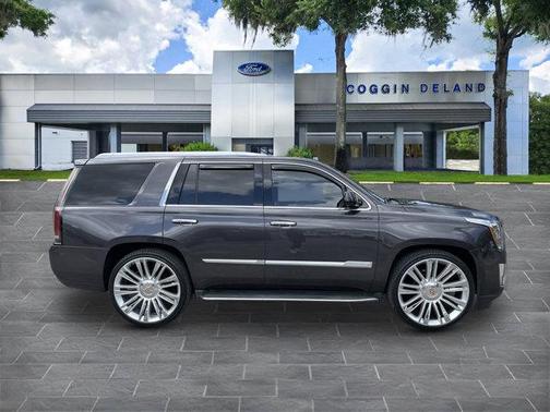 2015 Cadillac Escalade Luxury