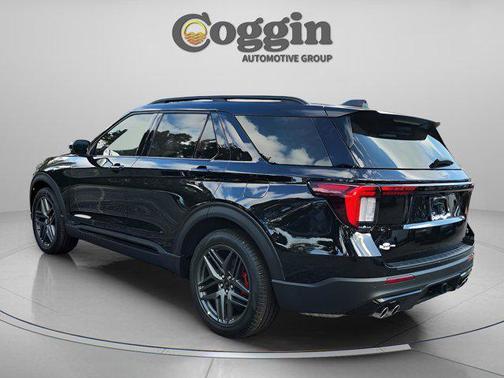 Agate Black Metallic 2026 Ford Explorer ST