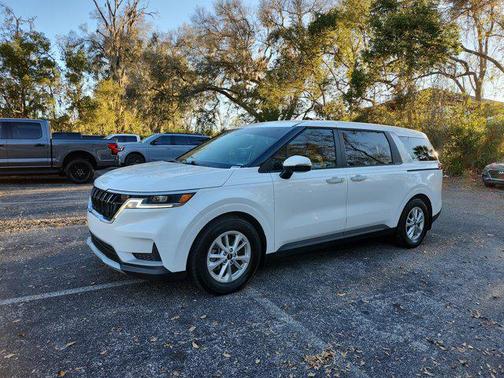 2022 Kia Carnival LXS