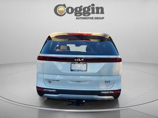 2022 Kia Carnival LXS