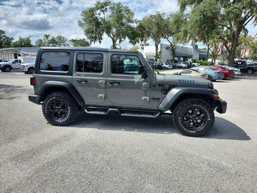 2020 Jeep Wrangler Unlimited Willys 4X4