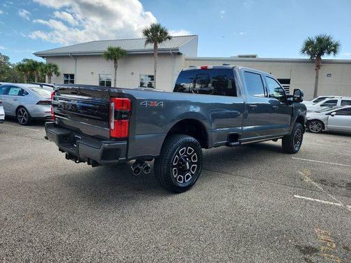 2026 Ford F-250 Platinum