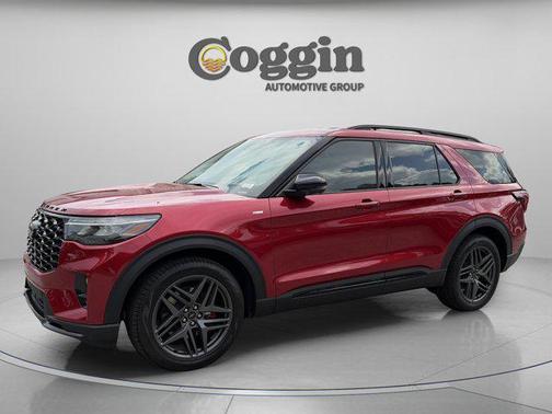 Rapid Red Metallic Tinted Clearcoat 2026 Ford Explorer ST-Line