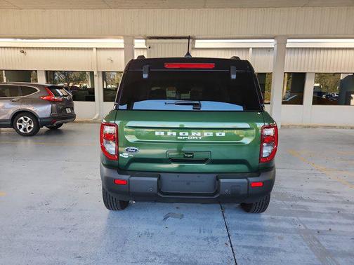 Eruption Green Metallic 2025 Ford Bronco Sport Outer Banks