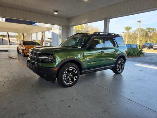 Eruption Green Metallic 2025 Ford Bronco Sport Outer Banks