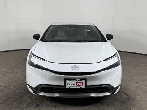 2023 Toyota Prius XLE