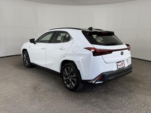 2023 Lexus UX 250h F Sport