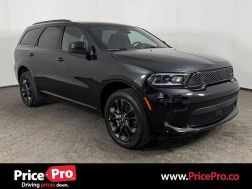 DB Black Clearcoat 2024 Dodge Durango SXT Plus