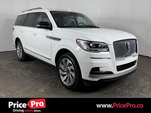 2024 Lincoln Navigator Premiere