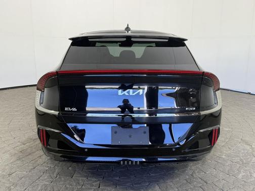 Aurora Black Pearl 2023 Kia EV6 GT