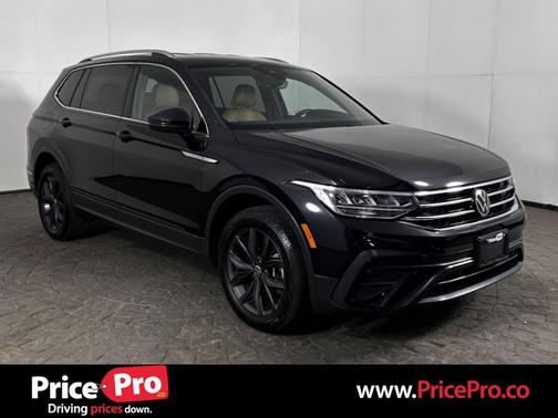 Deep Black Pearl 2023 Volkswagen Tiguan 2.0T SE 4MOTION
