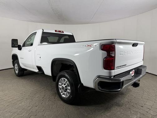 Summit White 2024 Chevrolet Silverado 2500 LT
