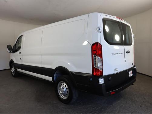 2022 Ford Transit-250 Base