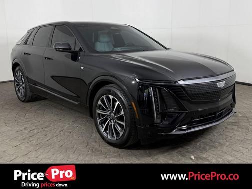 Stellar Black Metallic 2024 Cadillac LYRIQ Sport
