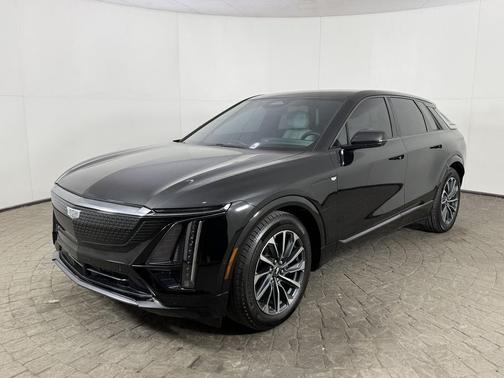 Stellar Black Metallic 2024 Cadillac LYRIQ Sport
