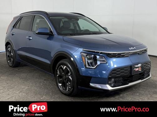 Mineral Blue 2025 Kia Niro EV Wave