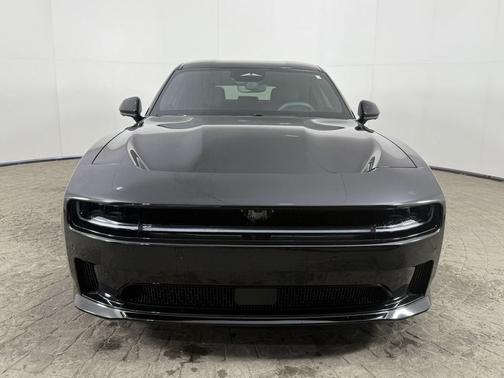 Diamond Black Crystal Pearlcoat 2025 Dodge Charger Daytona R/T