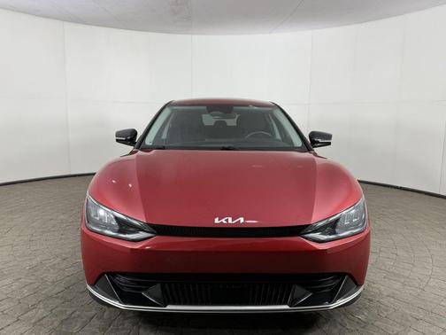 Runway Red 2022 Kia EV6 Wind