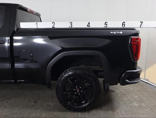 2023 GMC Sierra 1500 Pro