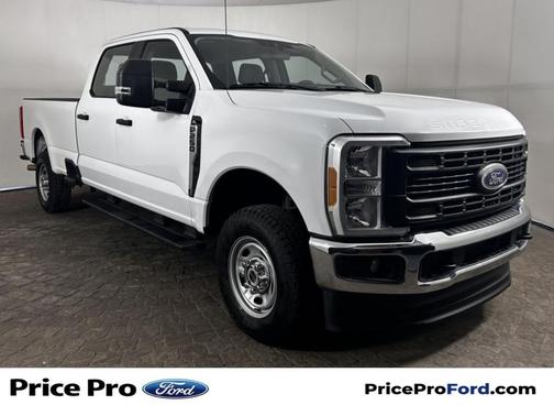 Oxford White 2023 Ford F-250 XL