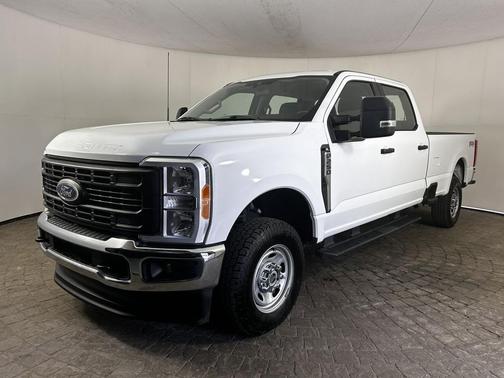 Oxford White 2023 Ford F-250 XL