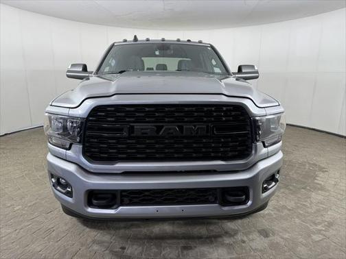 2022 RAM 2500 Big Horn Mega Cab 4x4 6'4'' Box