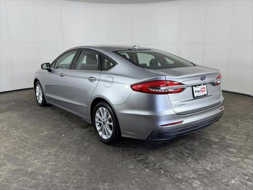 2020 Ford Fusion Hybrid SE