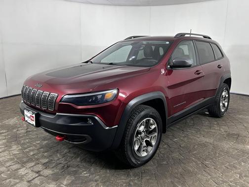 Velvet Red Pearlcoat 2019 Jeep Cherokee Trailhawk