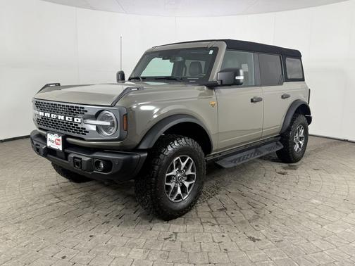 2025 Ford Bronco Badlands Advanced 4x4 2.7L V6