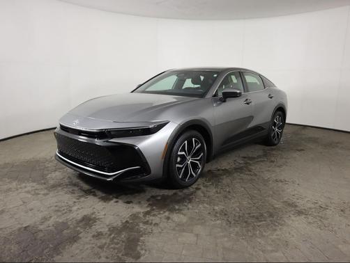 2025 Toyota Crown XLE