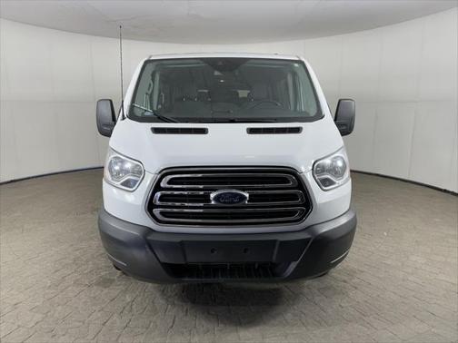 2017 Ford Transit-350 XLT