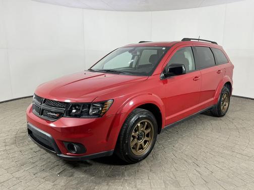 Redline 2 Coat Pearl 2019 Dodge Journey SE